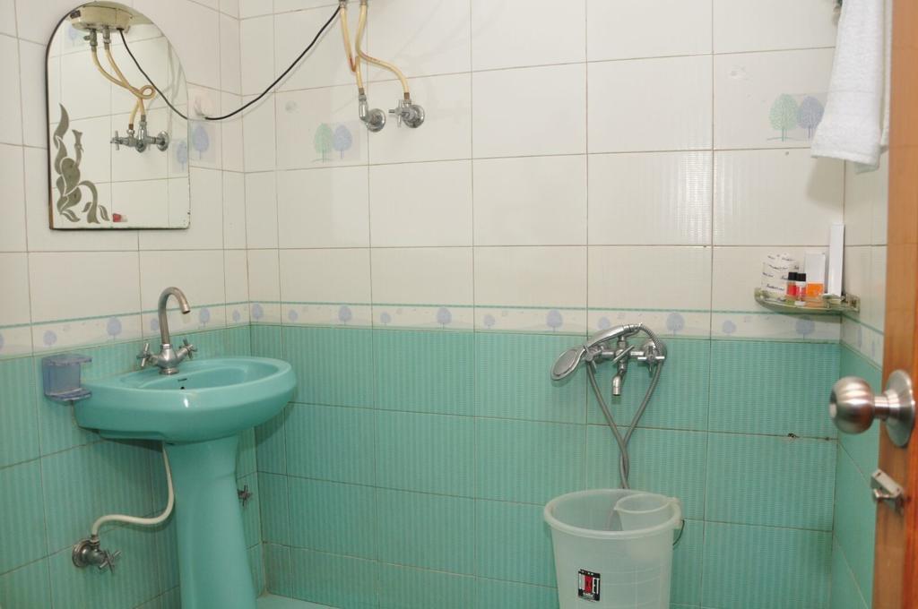 Hotel Mercury Inn By Sonachi Amritsar Ngoại thất bức ảnh