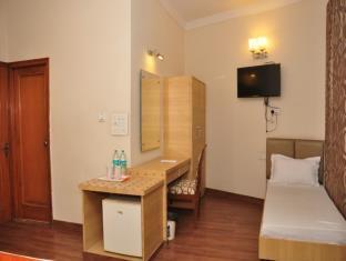 Hotel Mercury Inn By Sonachi Amritsar Ngoại thất bức ảnh