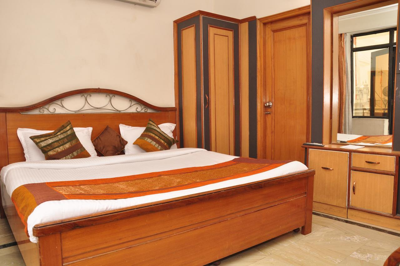 Hotel Mercury Inn By Sonachi Amritsar Ngoại thất bức ảnh